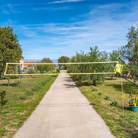Vesna Villa